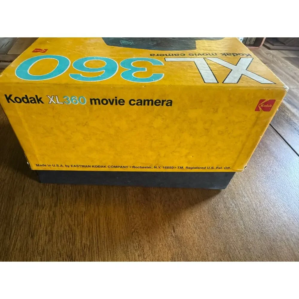 Vintage Kodak XL360 Super 8 Movie Camera Box Manual Ektar Zoom Untested